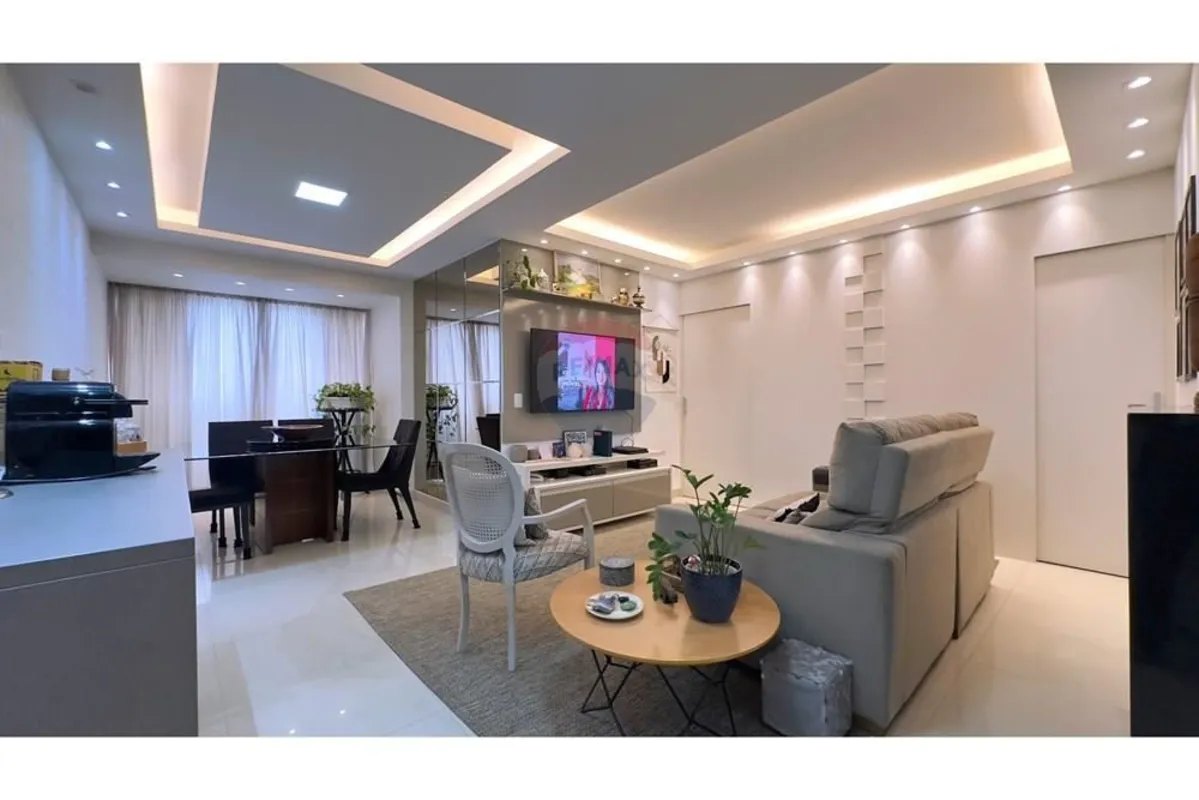 Venha morar na Quadra 209 Sul, Residencial Solar Montparnasse!Apartamento reform...