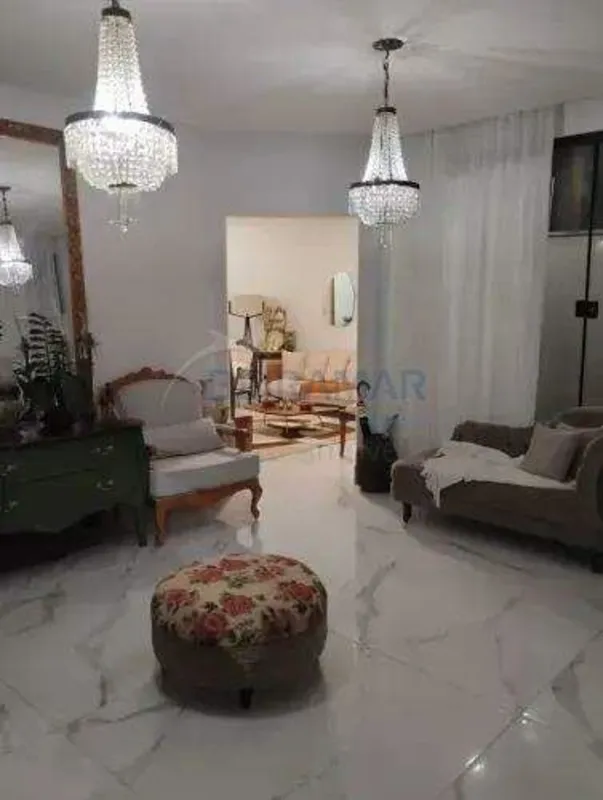 Casa Contemporânea com 3 Quartos, 2 Suítes e Área de Lazer Completa na Rua 10 - ...