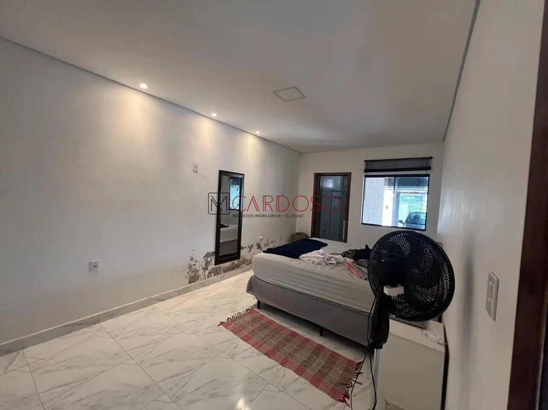 Oportunidade – Casa em Condomínio na SHA Conjunto 06, ArniqueirasDescrição do im...