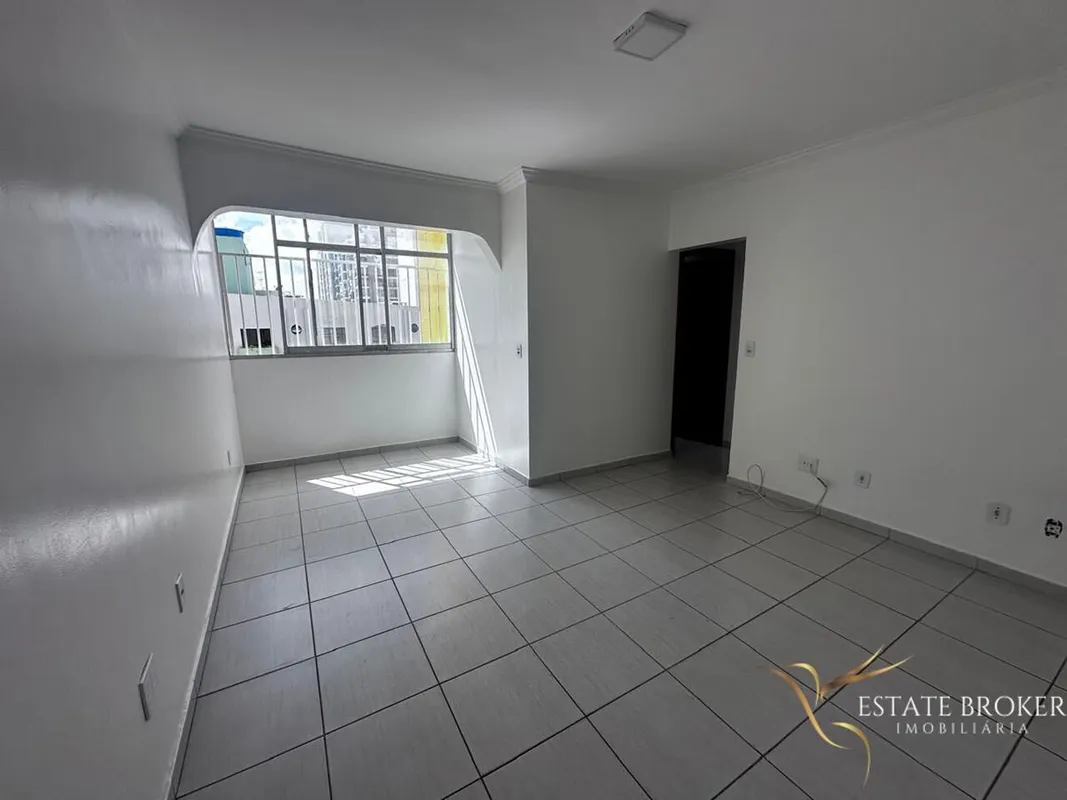 Apartamento bem localizado na CNB 14 ED. PORTO DA BARRA, próximo à rua do SESC T...