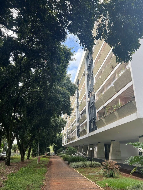 Alugo lindo apartamento 247m², na SQS 316• Vazado • Vista livre • Sala para 3 am...