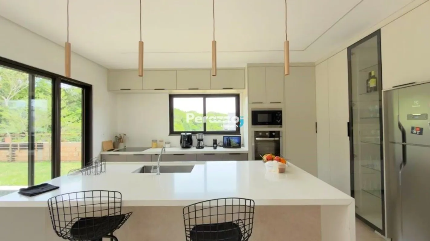 Maravilhosa Casa Alto Padrão 4 Suítes no Condomínio Alphaville II - Brasília/DFP...