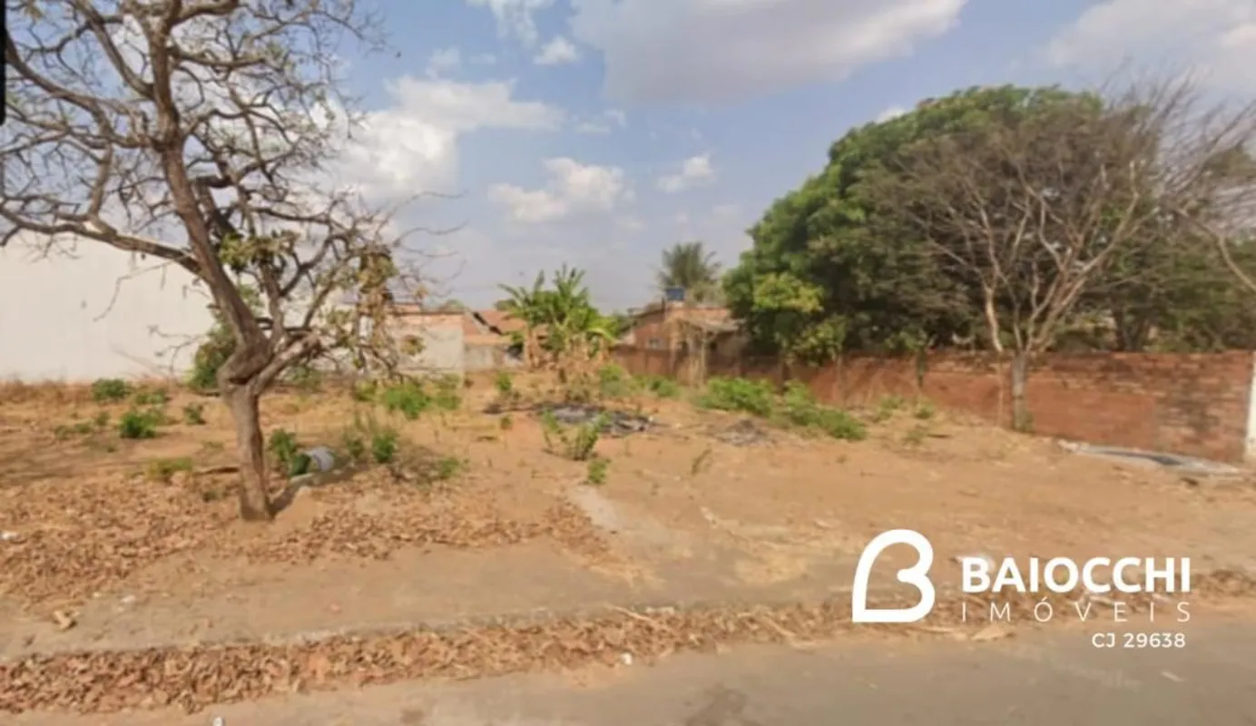 Excelente oportunidade para quem busca um terreno amplo, bem localizado e pronto...