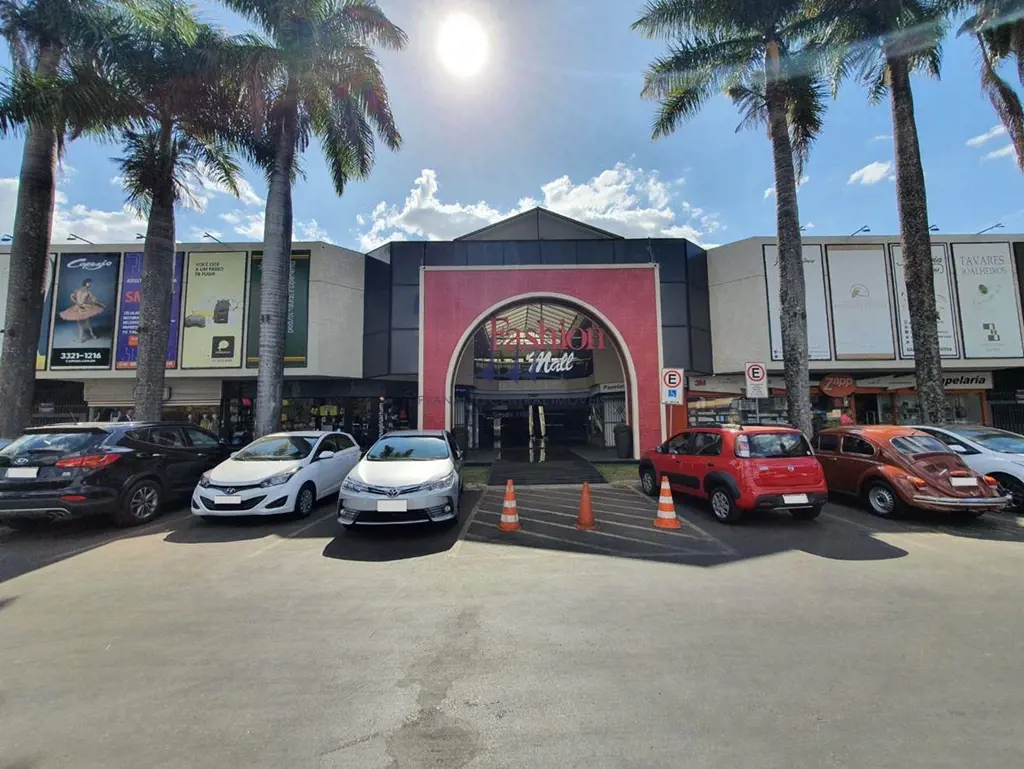 Planalto Central Imóveis vende com exclusividade excelente vaga de garagem cober...