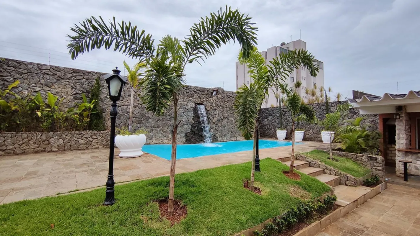  Endereço: Rua 125, nº 58 Setor Sul, Goiânia/GOExcelente casa com 600 m² de área...