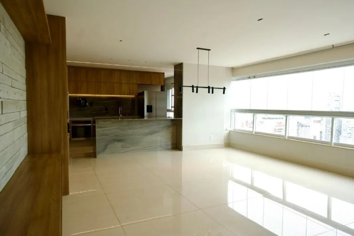 HENRIQUE: 9 8 1 9 8-4 2 4 0 (whatsapp) Lindo Apartamento andar alto na Rua 1124,...