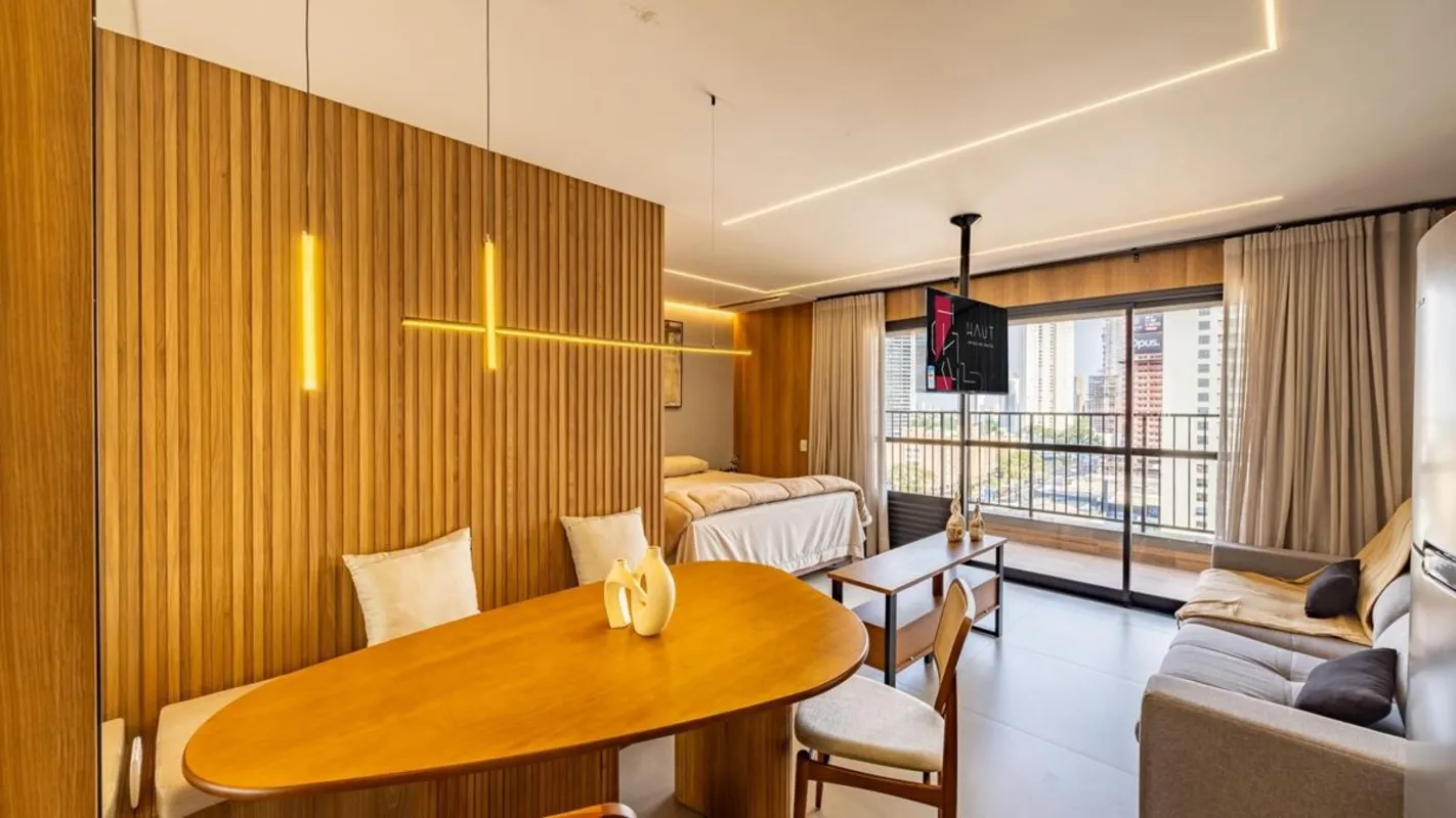 O empreendimento Hub Compact Life, da construtora City, está localizado no Setor...