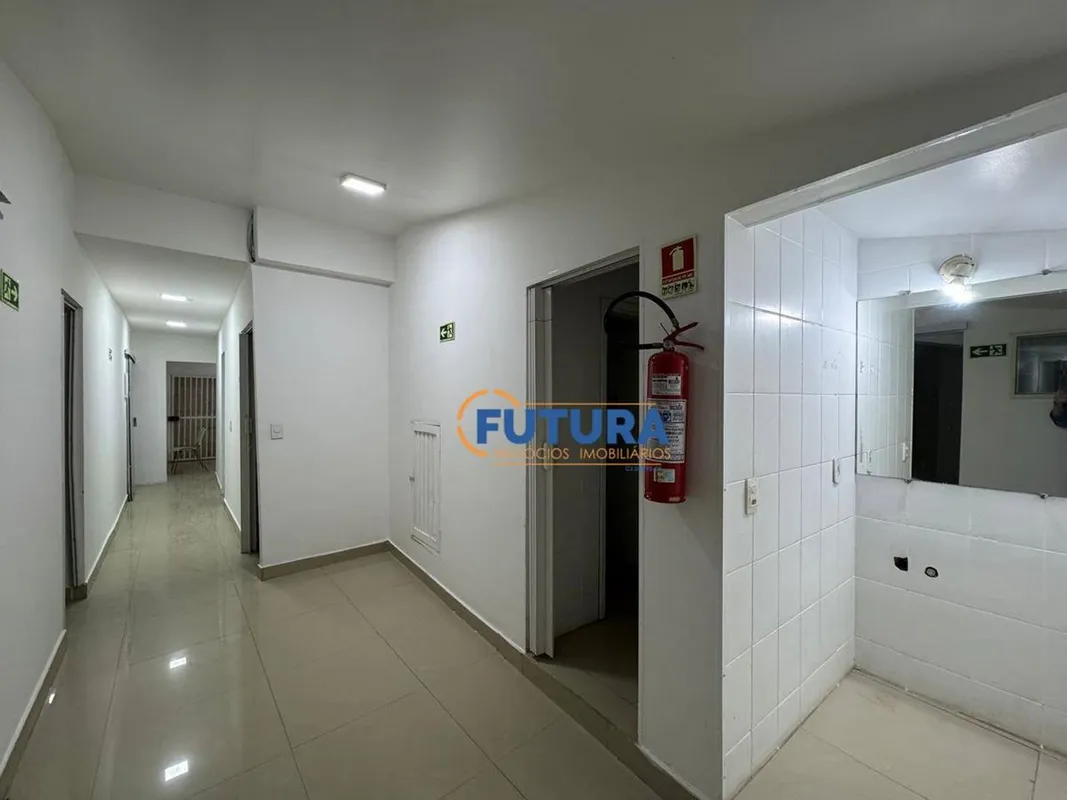 A FUTURA NEGÓCIOS IMOBILIÁRIOS disponibiliza para LOCAÇAO:Loja Comercial 139m² E...