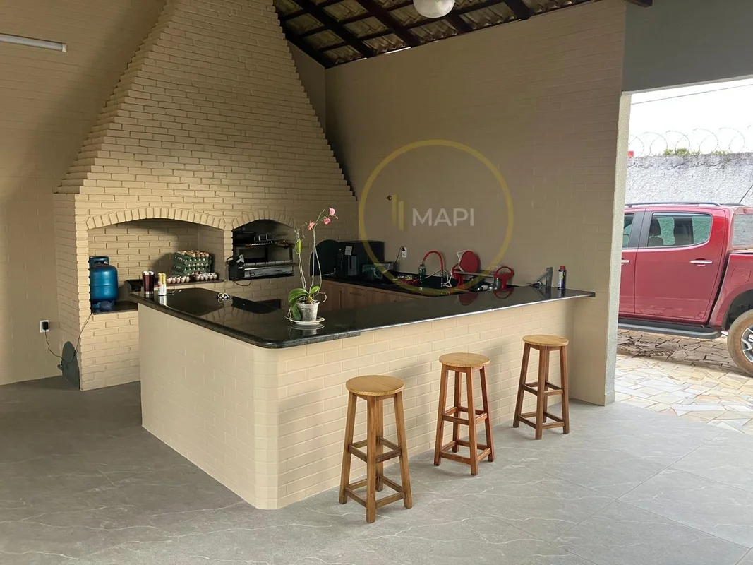 MAPI VENDE CASA TÉRREA EM CONDOMÍNIO FECHADO ASSIM SENDO:- Setor de Mansões Park...