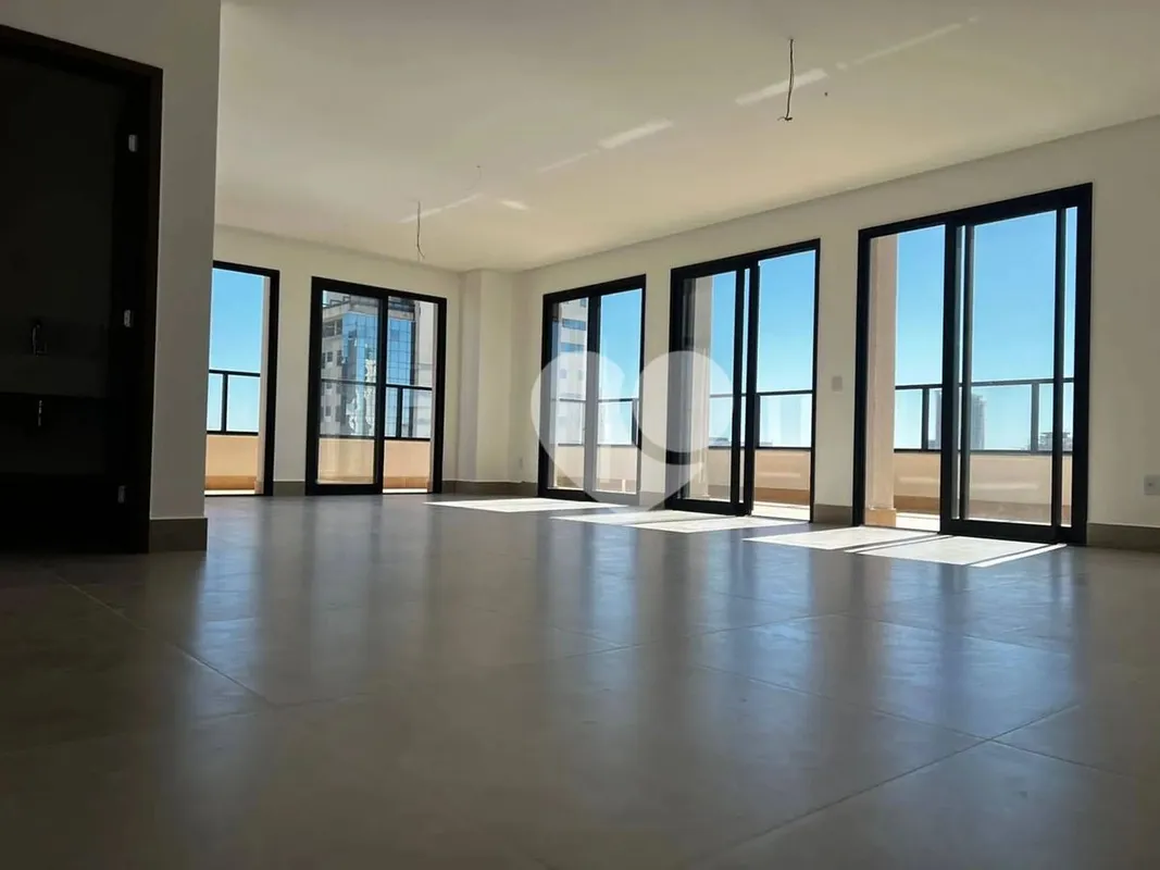 BLANC CASA DESIGNSETOR BUENOGOIÂNIA - GOMetragem: 235m² - andar alto - nascente-...
