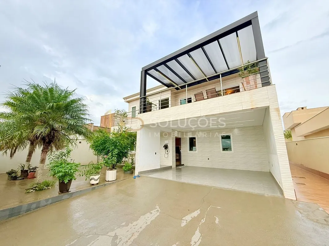 4 Quartos c/ 1 suíte | 4 Vagas | Fotovoltaica | Piscina | Terreno: 504m² | Const...
