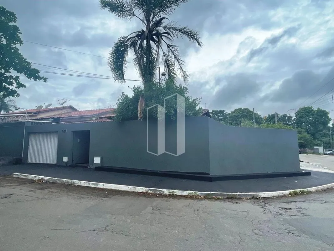 Casa com 3 quartos sendo 1suiteSalaCozinha americana Área de serviço Poço Artesi...