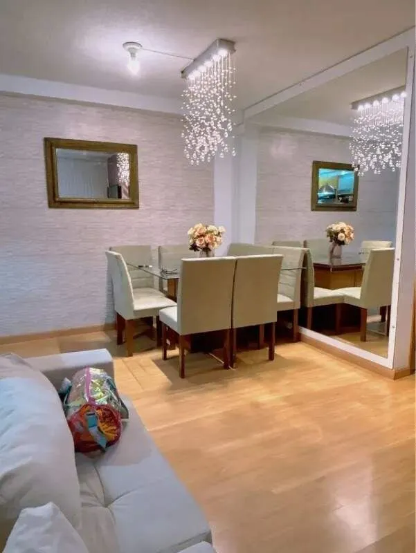 More em um apartamento de 70m² que une conforto, funcionalidade e sofisticação, ...