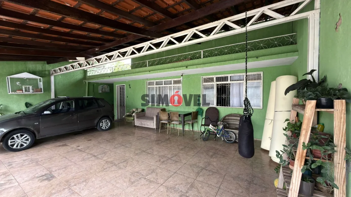 QNB 10, lote de 350m² com 3 casas, ideal para renda extra R$ 700.000 Aceita Fina...