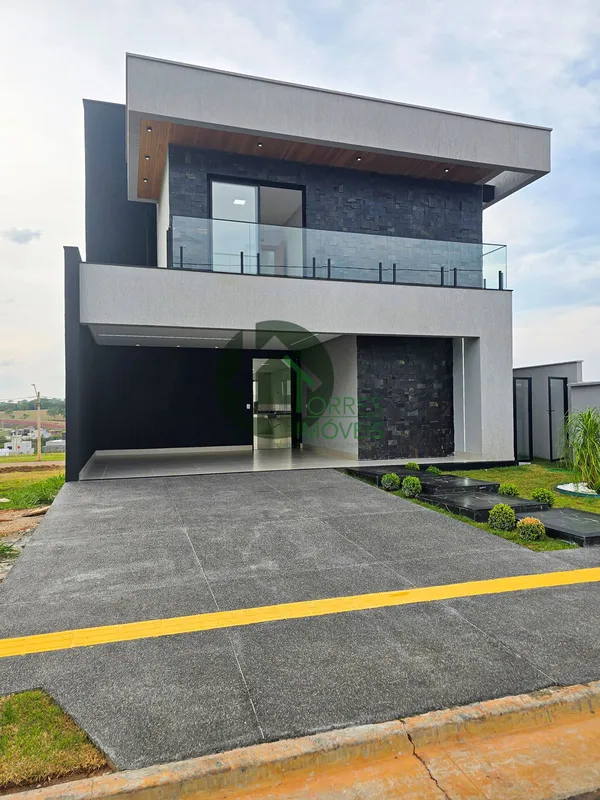 lindo Sobrado no JARDINS PARMA   3 Quartos, sendo 3 suítes plenas e 1 com closet...