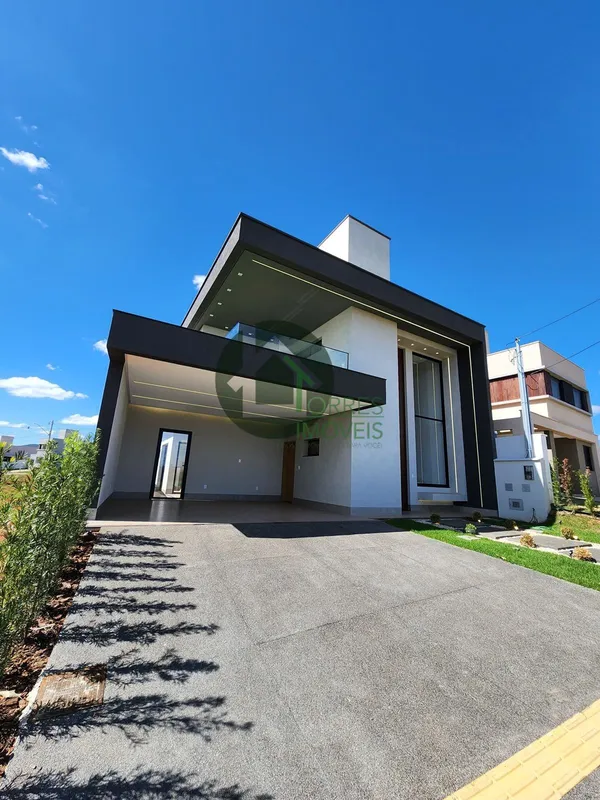 Sobrado Jardins Parma.Lote 279,43 m²Construção 207,9 m²Porcelanato acetinado 1.2...