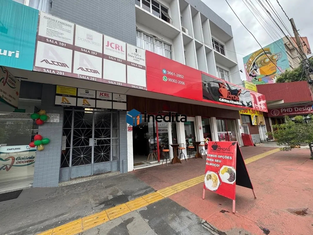 LOCALIZAÇÃO:Imóvel situado na Rua 04, esquina com a Avenida Tocantins, no Setor ...