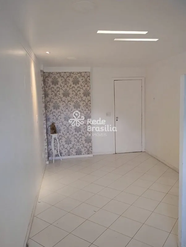 Sala Comercial ReformadaCopaBanheiroVista LivreCondomínio com Segurança. Control...