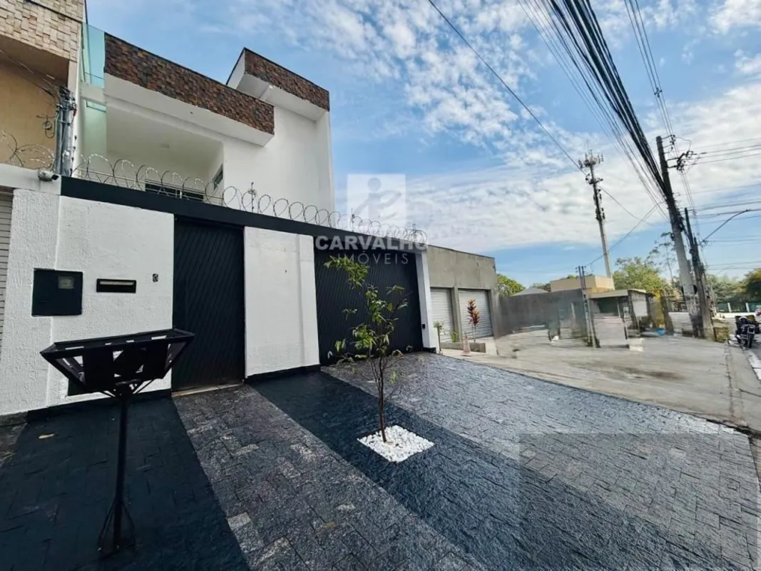 Sobrado residencial ou comercial em Jardim Atlântico com aáea construída 239 m² ...