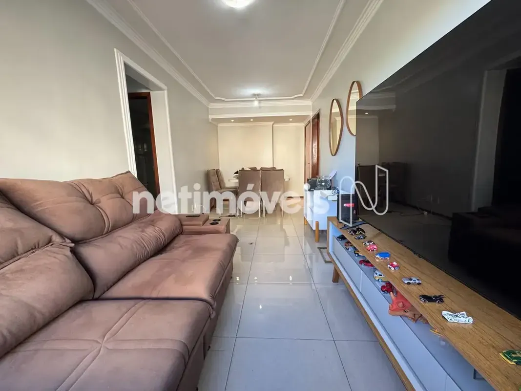QI 25 - Residencial Santorini Localizado na Avenida Central do Guará II em uma d...