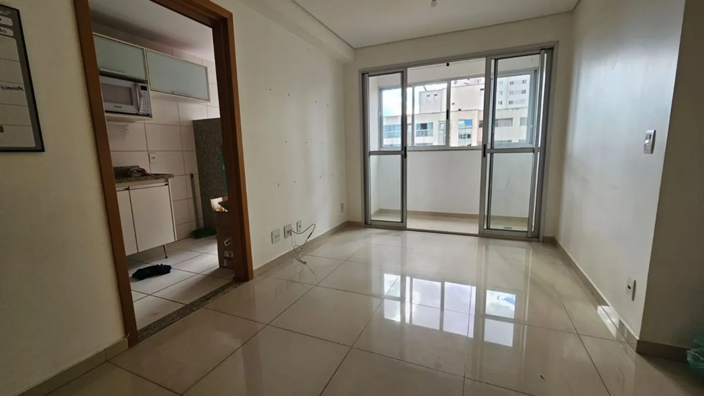  EXCELENTE OPORTUNIDADE Ótimo apartamento no 4º andar, desocupado e localizado n...