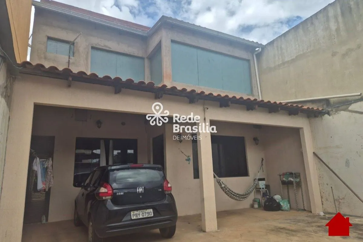 Quadra 8A | Casa sobrado 3 Quartos sendo 1 Suíte com 2 Vagas de Garagem Coberta ...