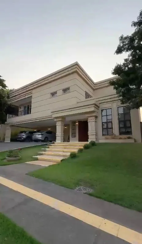 Alphaville GoiásSobrado de arquitetura clássica , no Alphaville Goiás sao 767m2 ...