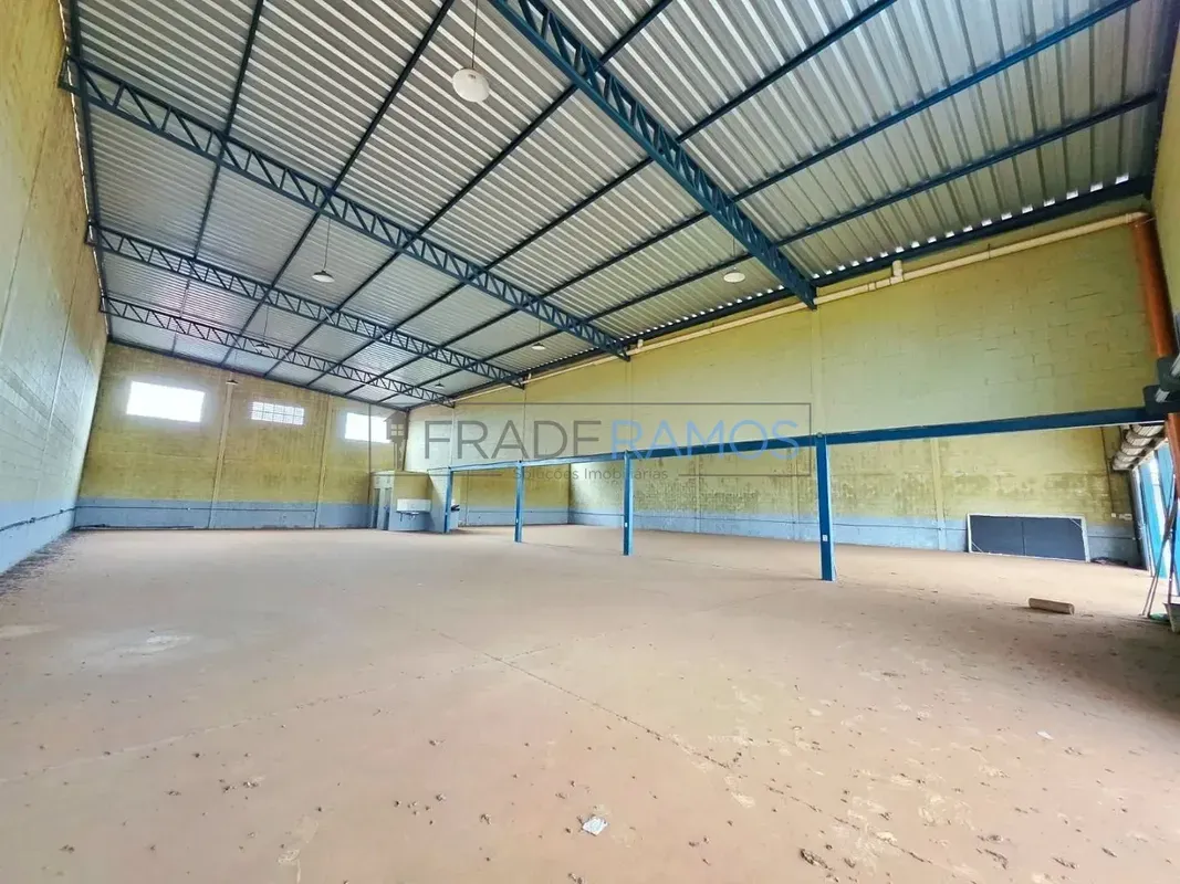 Galpão disponível para primeira locação! Av. Rubens Mendonça, Setor Araguaia (en...