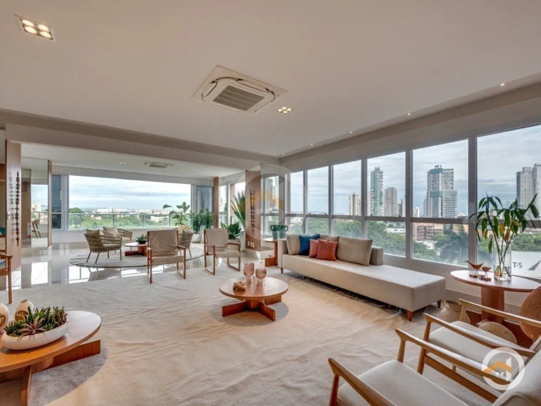 Apartamento 4 suítes, no Setor Bueno em frente ao Parque Vaca Brava, Altíssimo p...