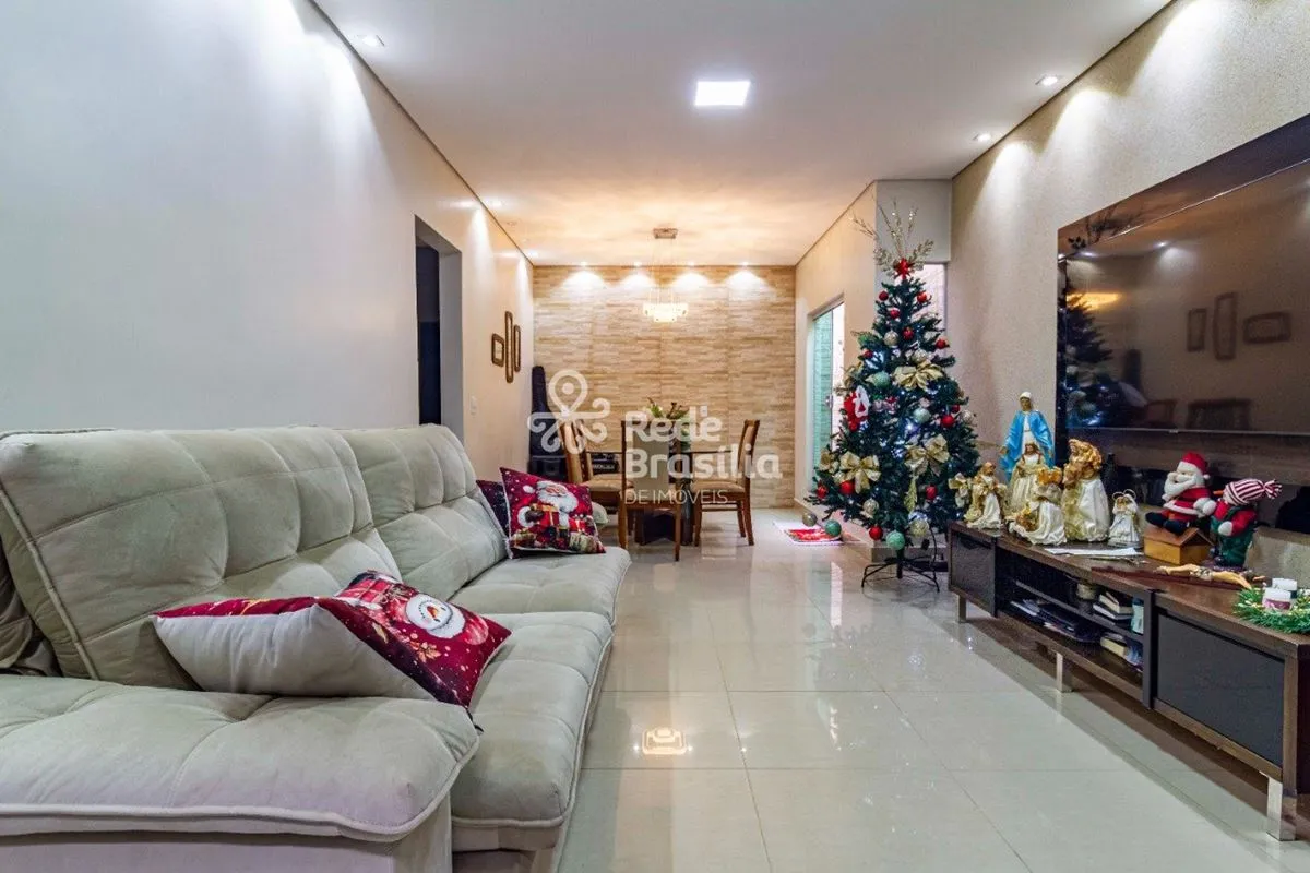 QNJ 46 | Casa Térrea - Tagiuatinga NorteExcelente casa edificada em lote de 250m...