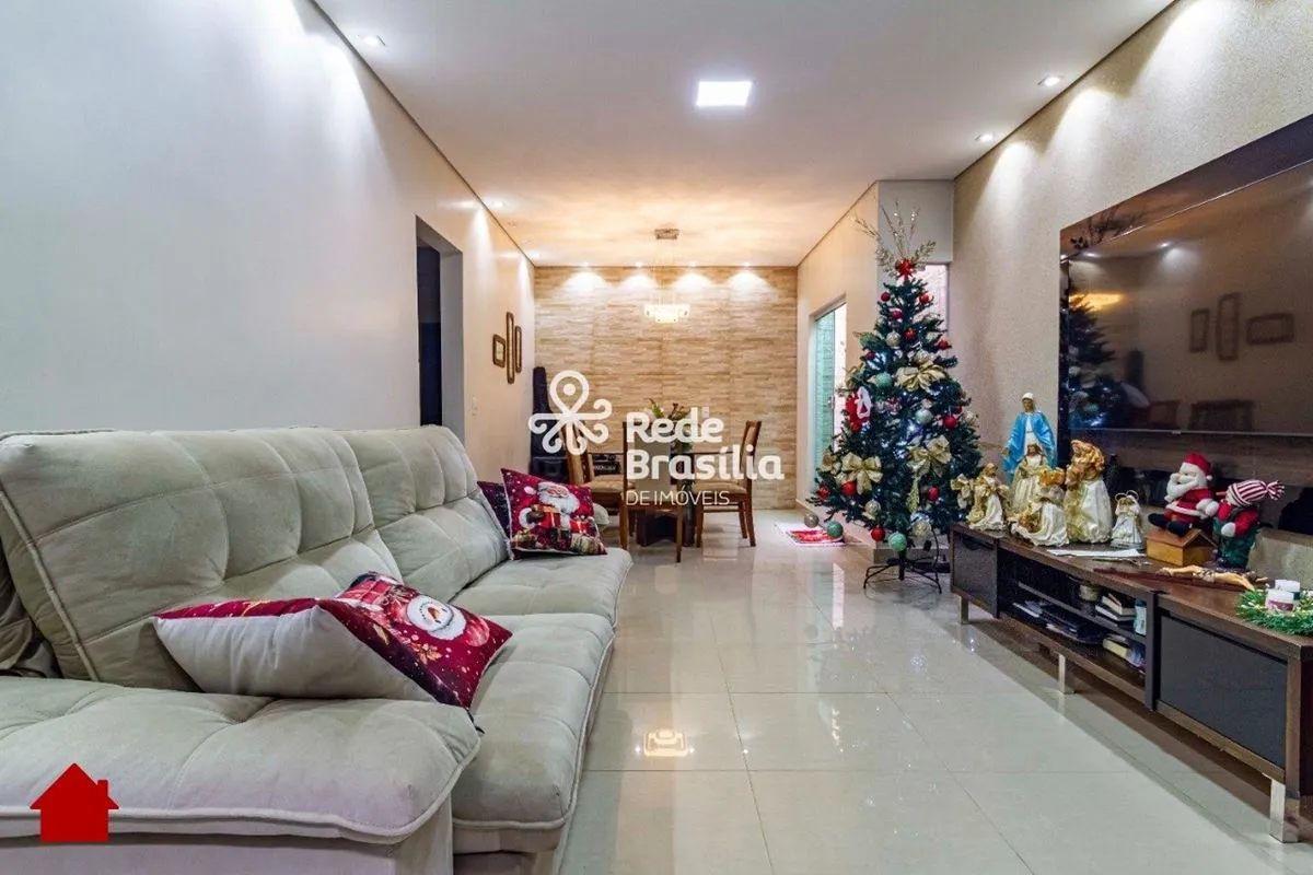 QNJ 46 | Casa Térrea - Tagiuatinga NorteExcelente casa edificada em lote de 250m...
