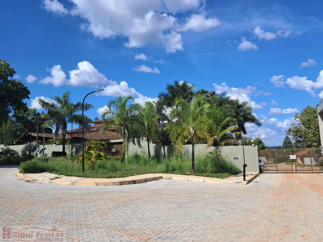 O lote residencial situado na SMPW Quadra 28 Conjunto 2, no bairro Park Way, em ...