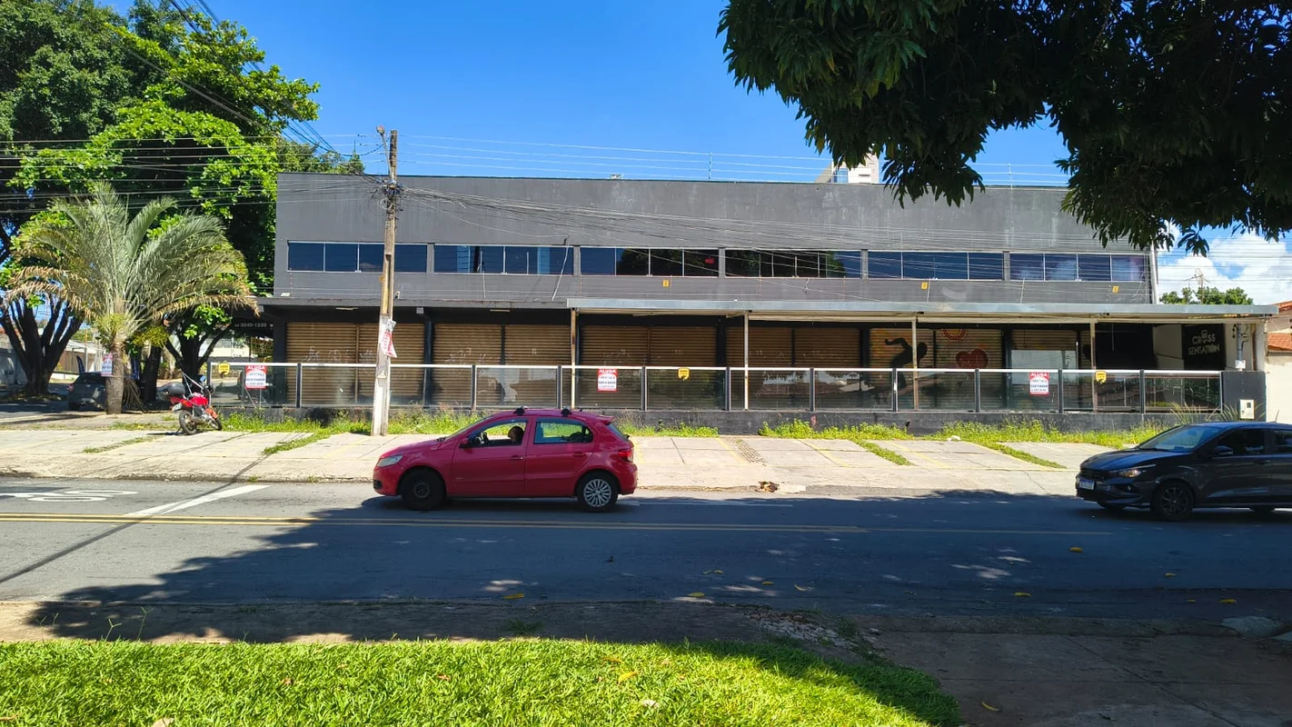 Galpão, 570 m² - Térreo e mezanino – Mais 85 m² de cobertura externa. Excelente ...