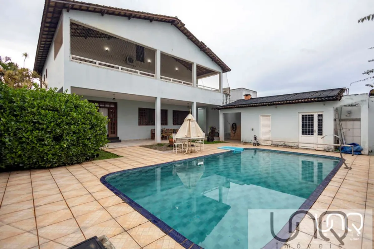 Viva com conforto, segurança e qualidade de vida em um dos condomínios mais dese...