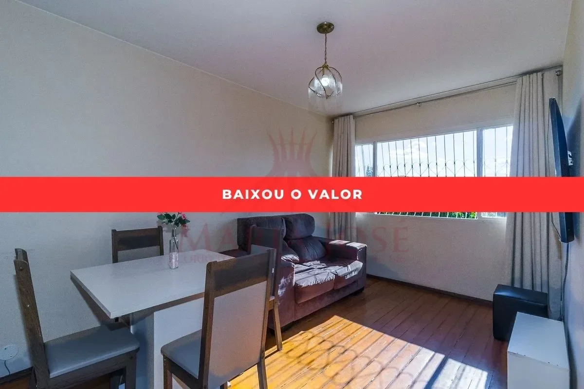 Oportunidade de apartamento de canto com vista livre e reforma recente.O apartam...