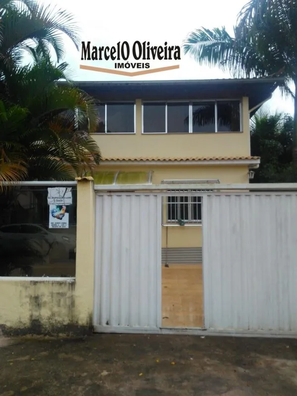 Casa de dois pavimentos, com Habite-se, à venda em Mar de Espanha - Minas Gerais...