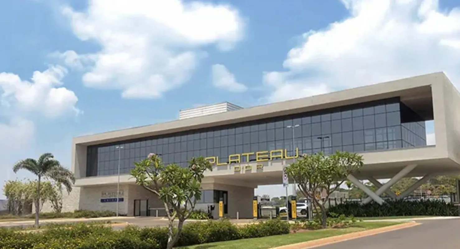 lote de 660m19,83 de frentePlateau Dor Unique2350,00 metro quadrado 03/01/26