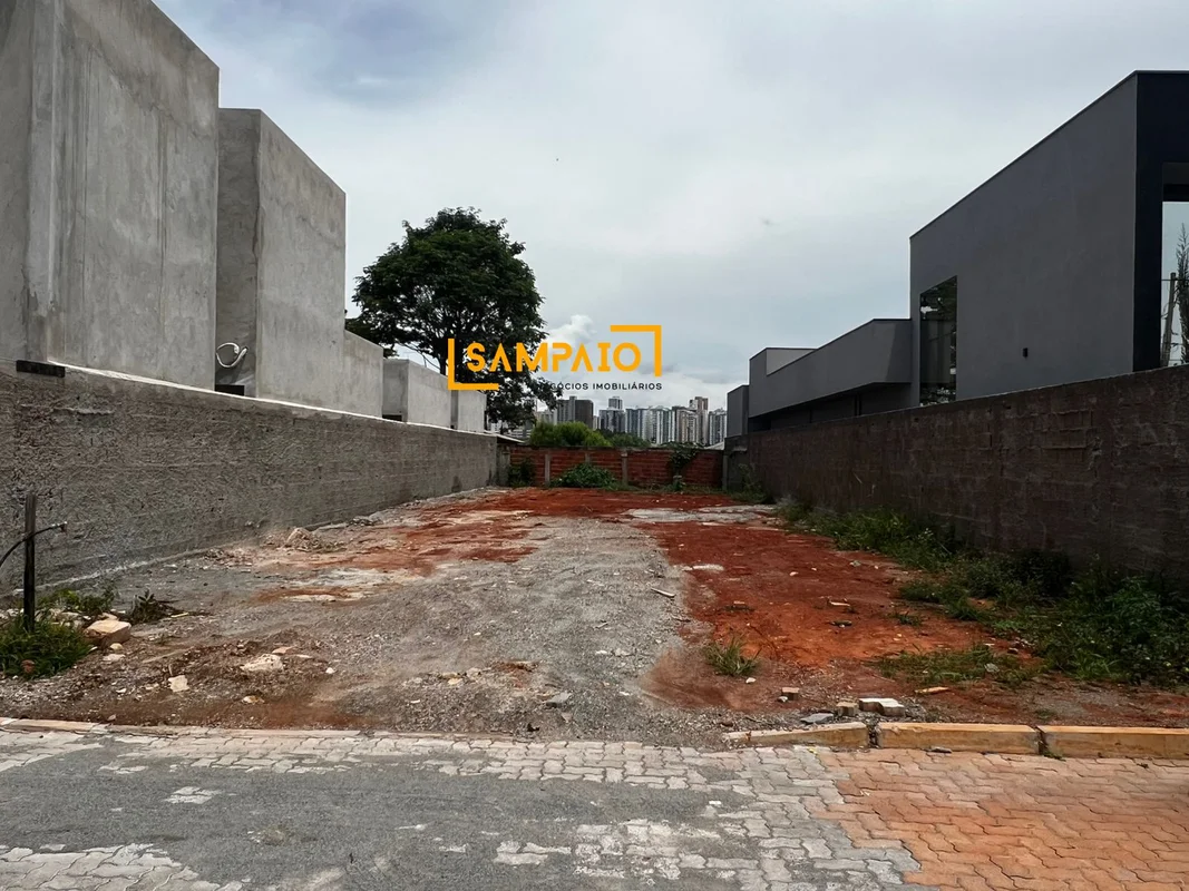 More no melhor condominio de Arniqnueiras! Casas de altissimo padrão!Excelente o...