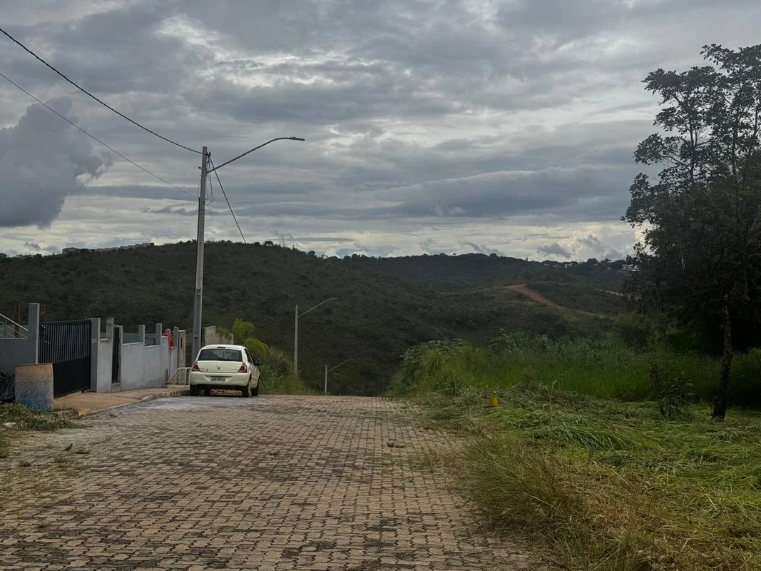 lote residencialcondomínio em área particularbloquetado com água e luzcessão de ...