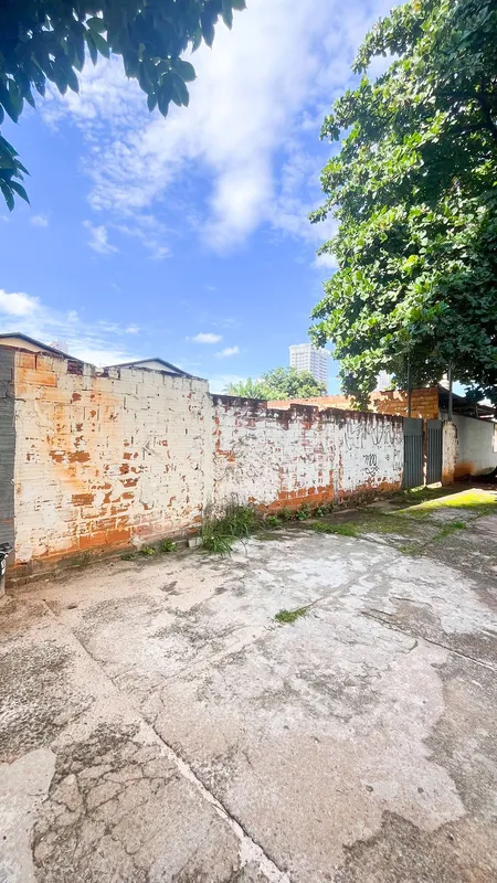 Excelente lote comercial à venda na Avenida T-14, na divisa do Setor Bueno com o...