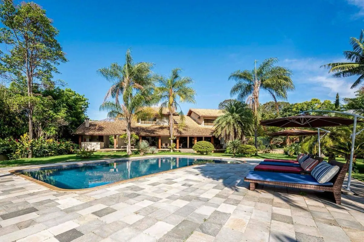 Casa de Alto Padrão em Condomínio Fechado – SMDB Conjunto 27 | Lago SulEm um dos...