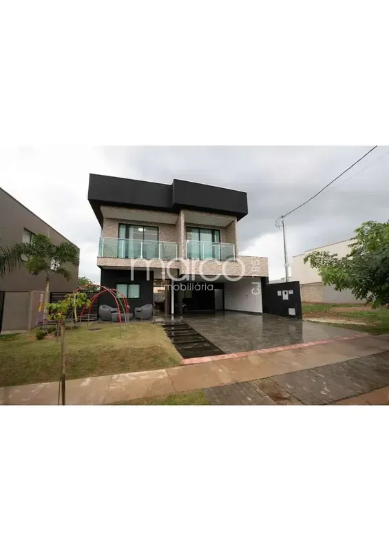 04 quartos, suítes, sendo 01 com closet e hidro, sala 02 ambientes integrada com...