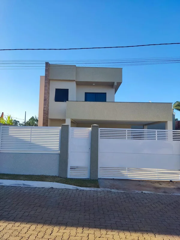 Casa ponte alta norte Condomínio fechadoRua alameda dos ipês Casa composta por 3...
