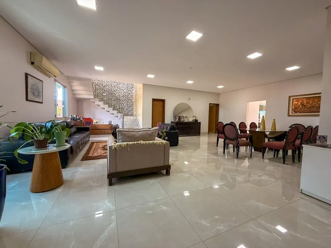 Descubra a sofisticação de viver em um espaço que combina amplitude, conforto e ...