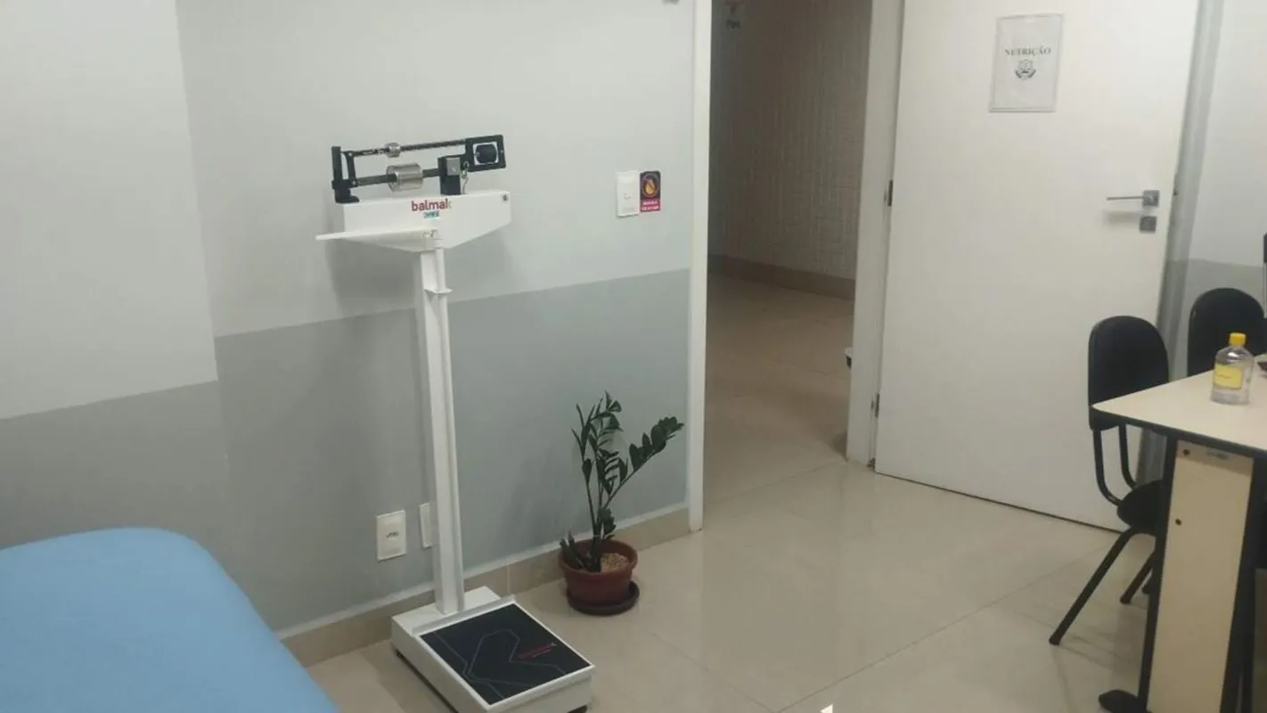 Disponibilizamos para locação consultórios totalmente mobiliados e equipados, pr...