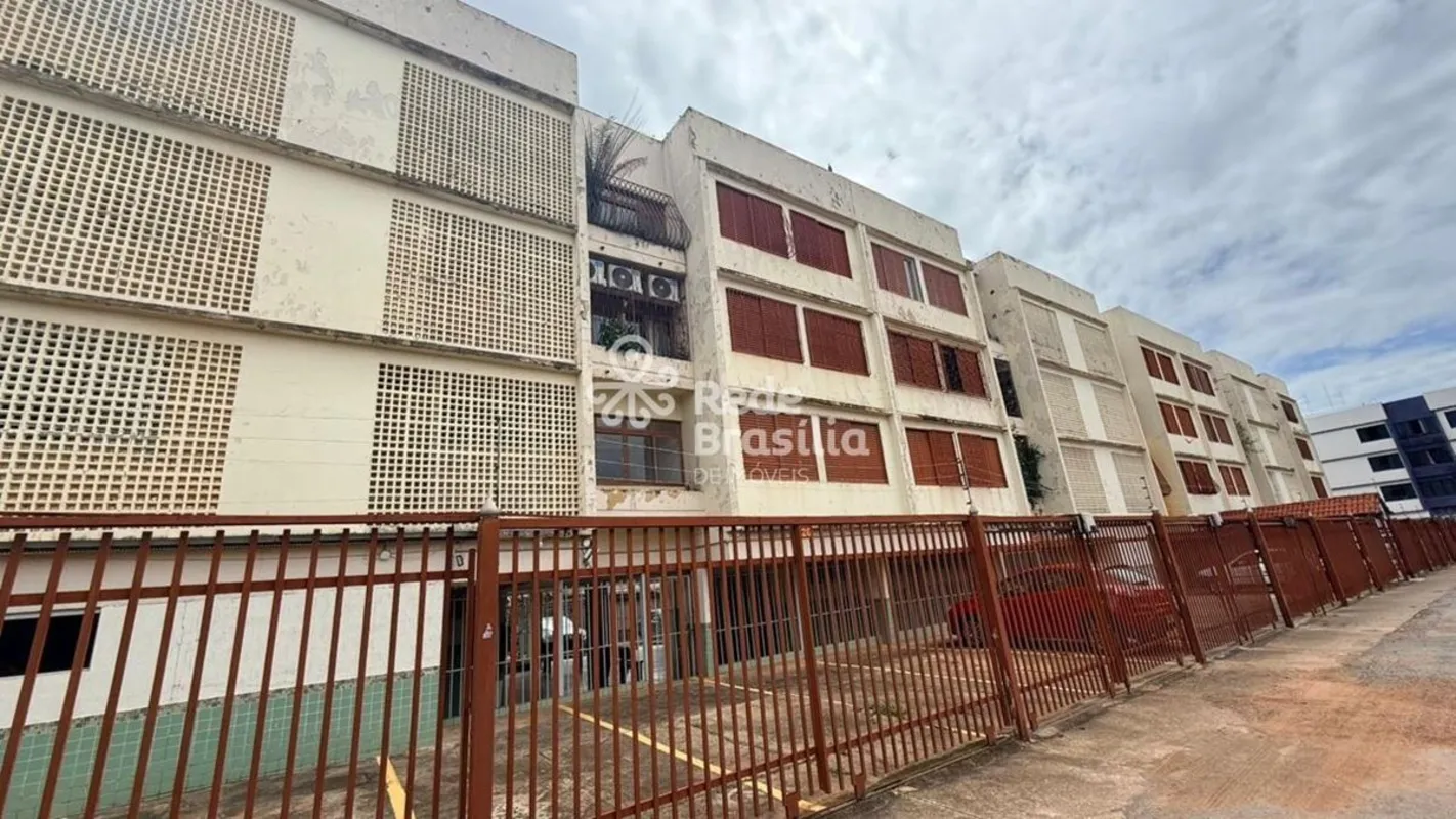QI 3 | Apartamento 2 Quartos - Armários planejados - 2 Vagas - Guará IApartament...