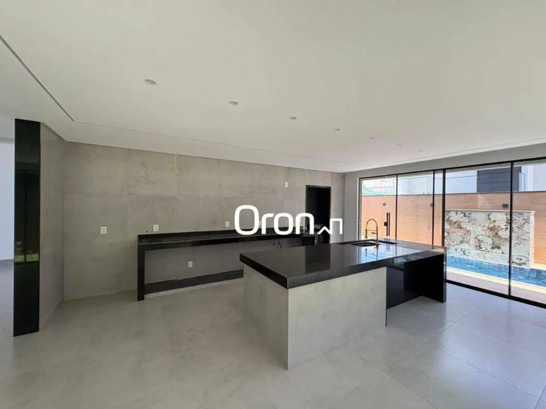 CÓDIGO DO IMÓVEL: SO0967LOCALIZAÇÃO:Em ótima localização, próximo ao Parque Itat...