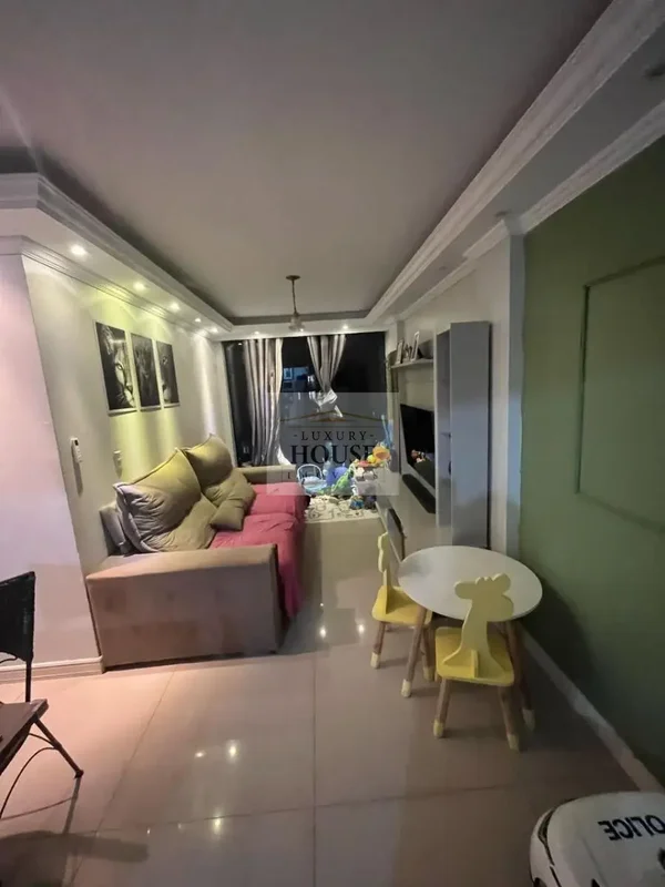 Descubra a combinação perfeita de conforto, praticidade e lazer em um apartament...