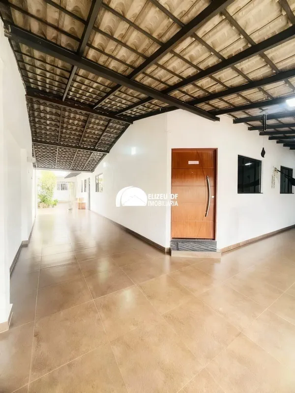 Elizeu DF Imobiliária vende excelente casa em Taguatinga, composto por: - 3 quar...