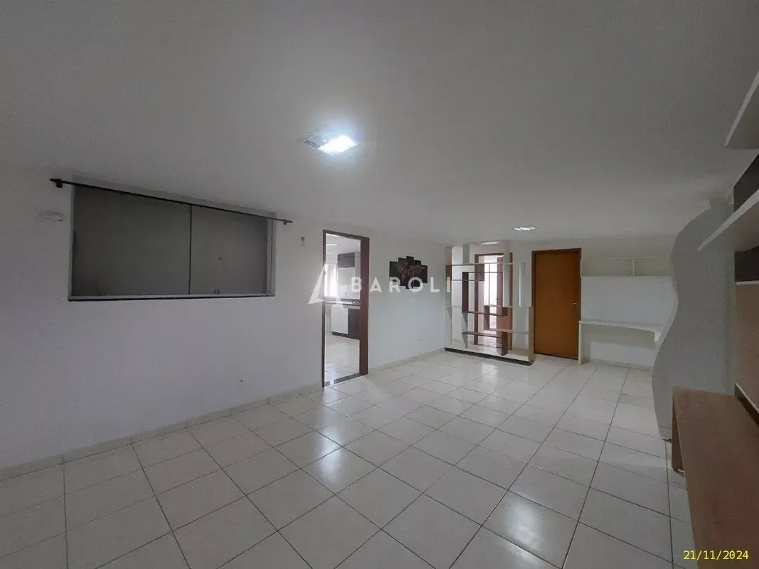 Baroli Imóveis vende Apartamento com 2 quartos no Residencial Dona Zelina, Vicen...